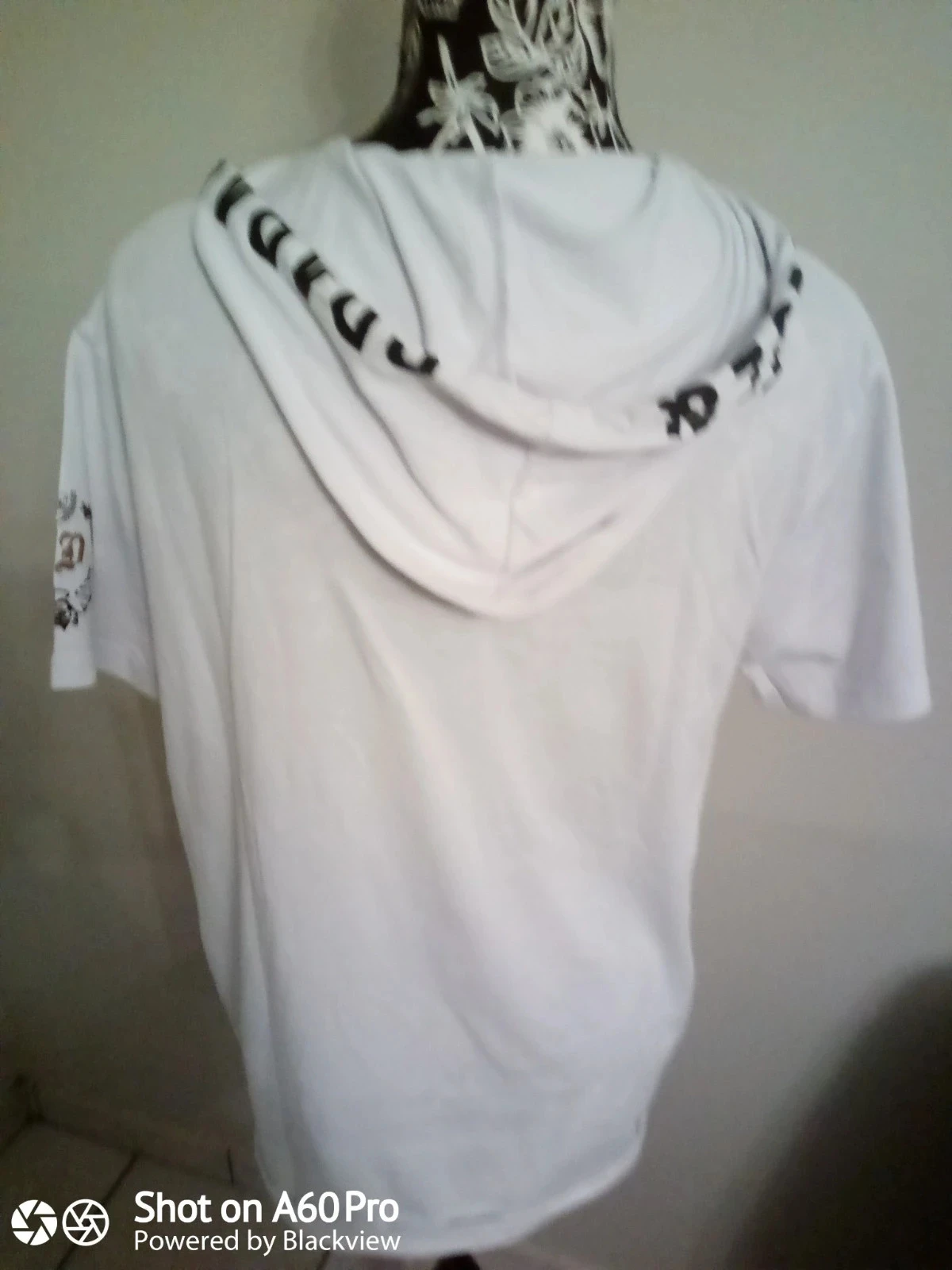 Witte heren T-shirt maat m met #capuchon – photo 2